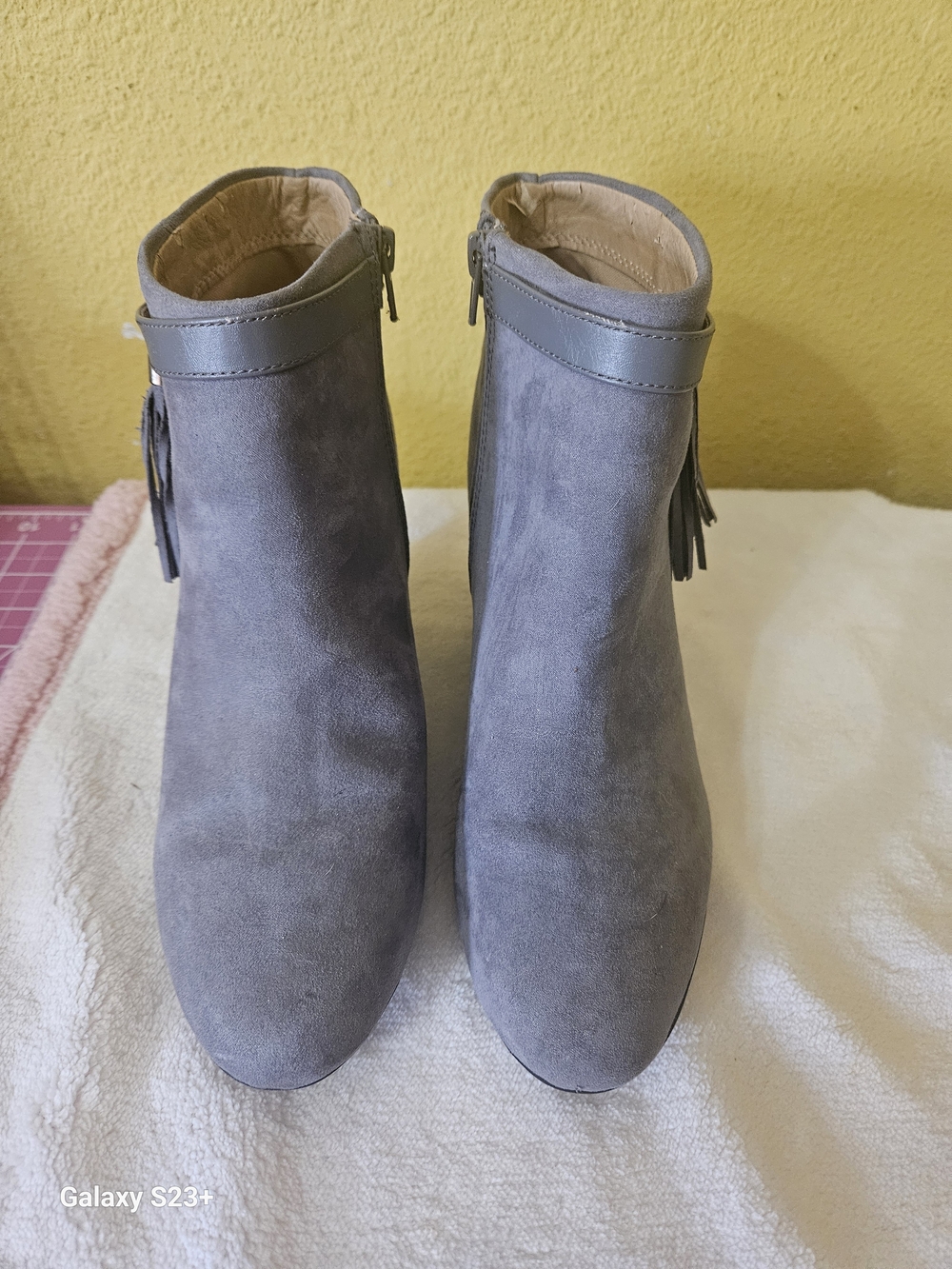 Charming Charlie Gray Suede Tassel Ankle Booties Size 8